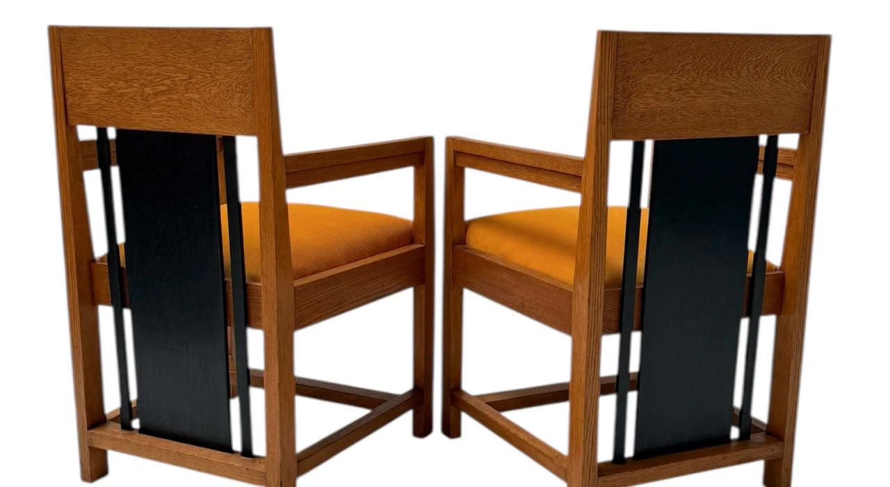 Two Art Deco Modernist High Back Armchairs by Cor Alons, 1927